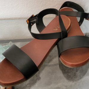 MIA Piper Quarter Strap Sandals Black - size 8.5
